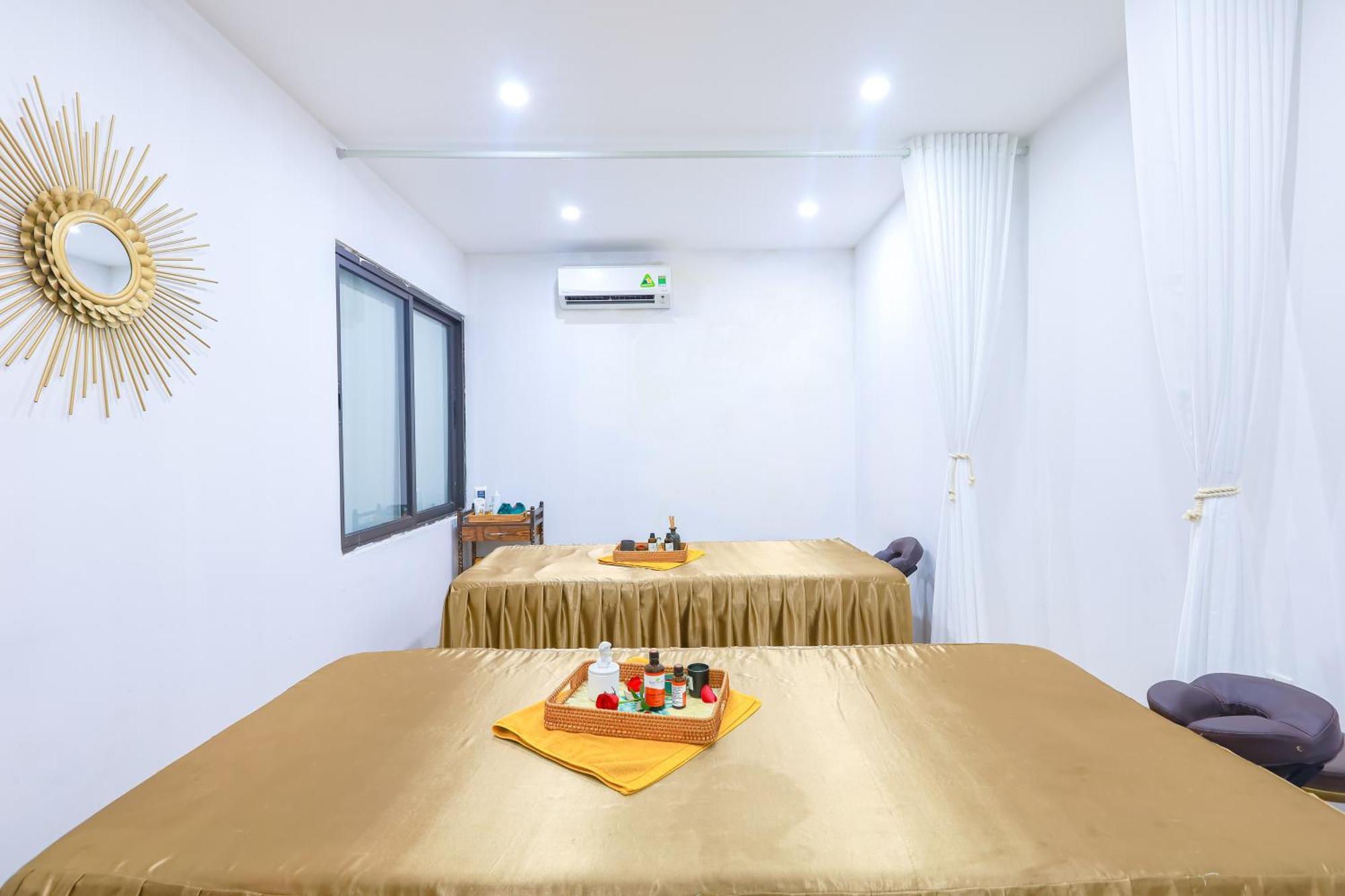 22Land Classic Suites Hanoi Buitenkant foto